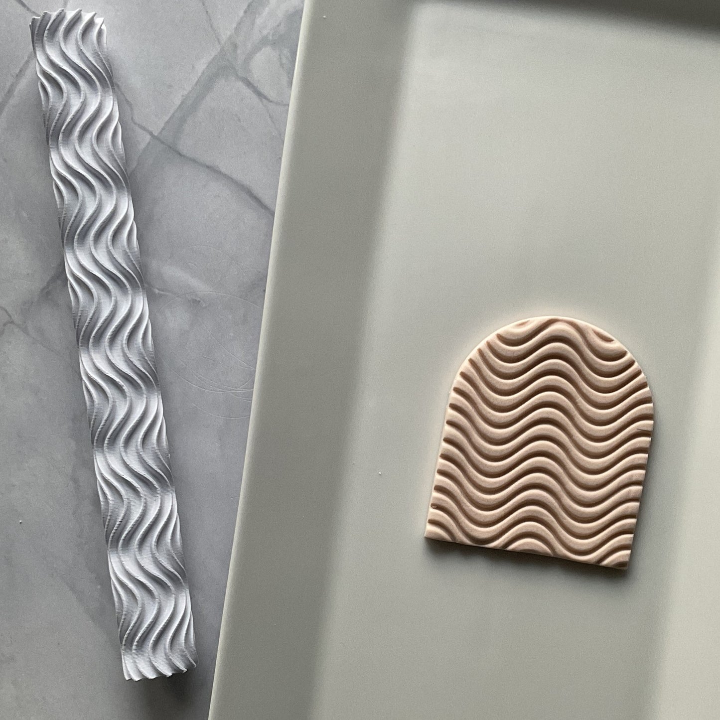 Wave Pattern Roller