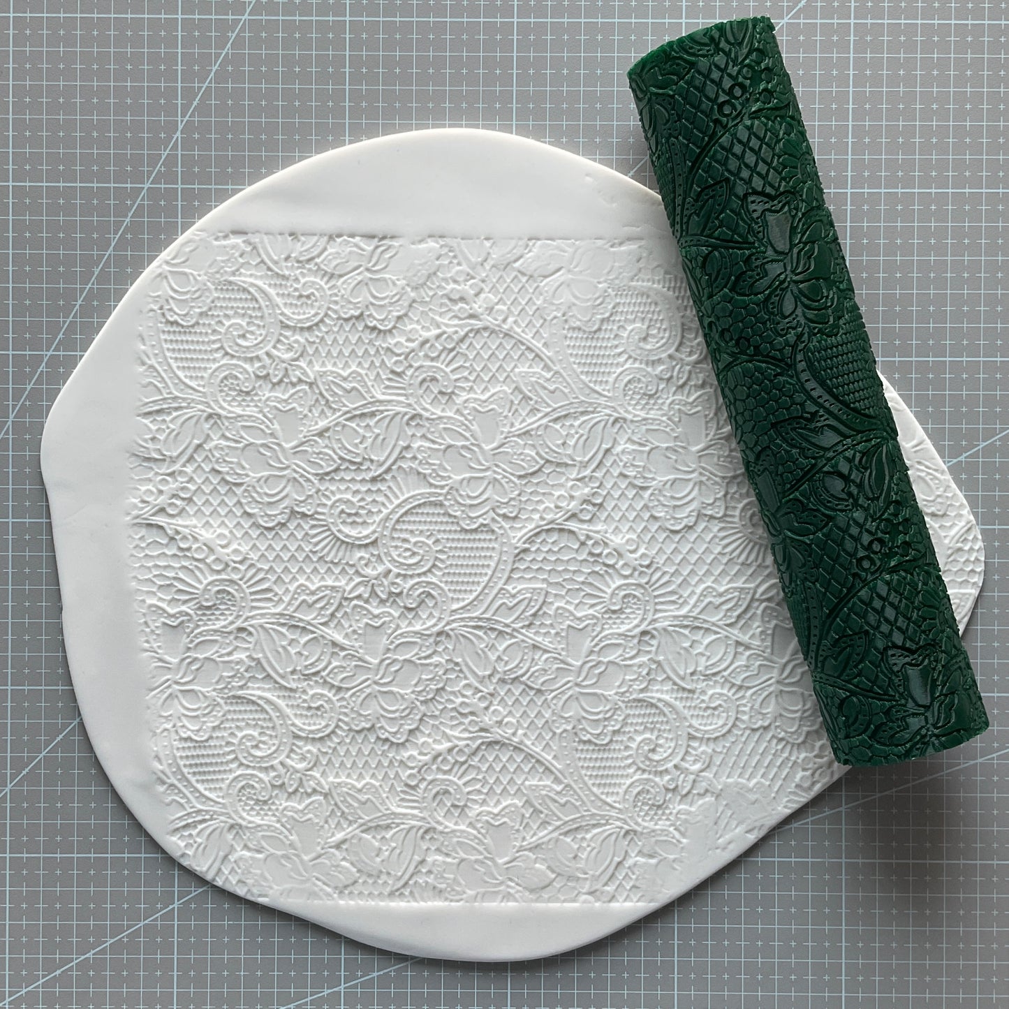 Lace Pattern Roller