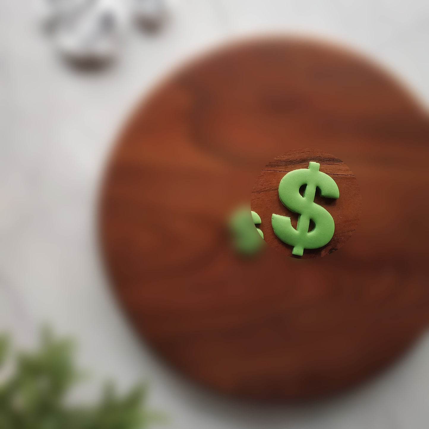 Dollar Currency